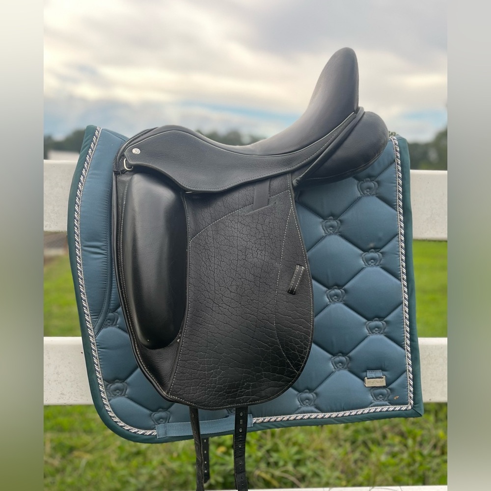 2017 Custom Saddlery Icon Star